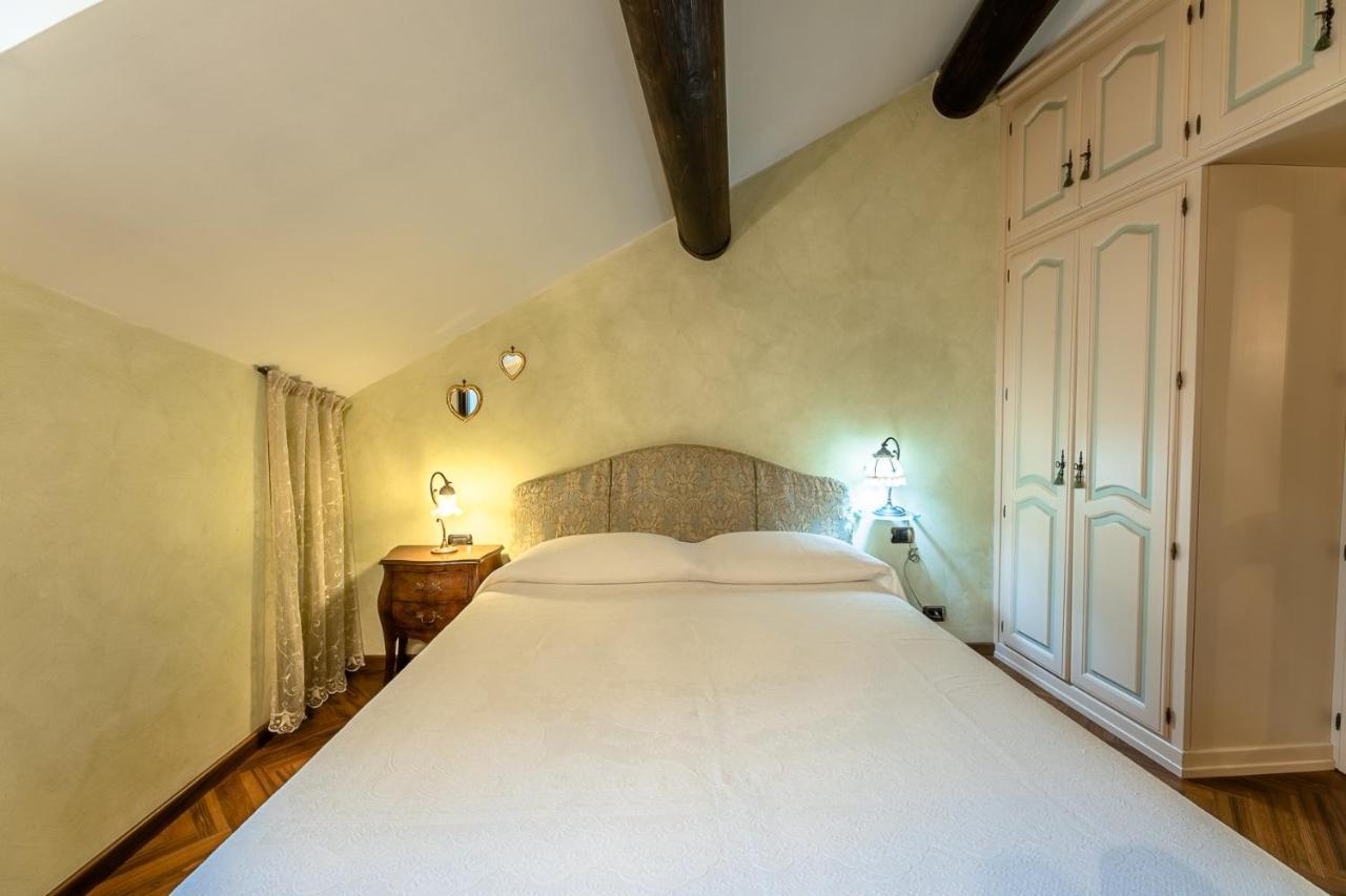 Dimora Lucrezia Apartment Savona Luaran gambar