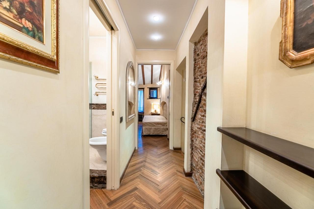 Dimora Lucrezia Apartment Savona Luaran gambar