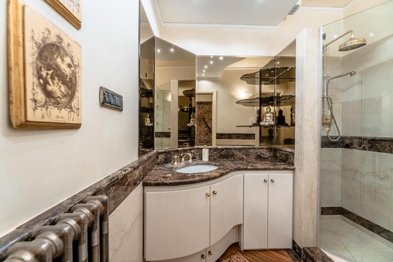 Dimora Lucrezia Apartment Savona Luaran gambar