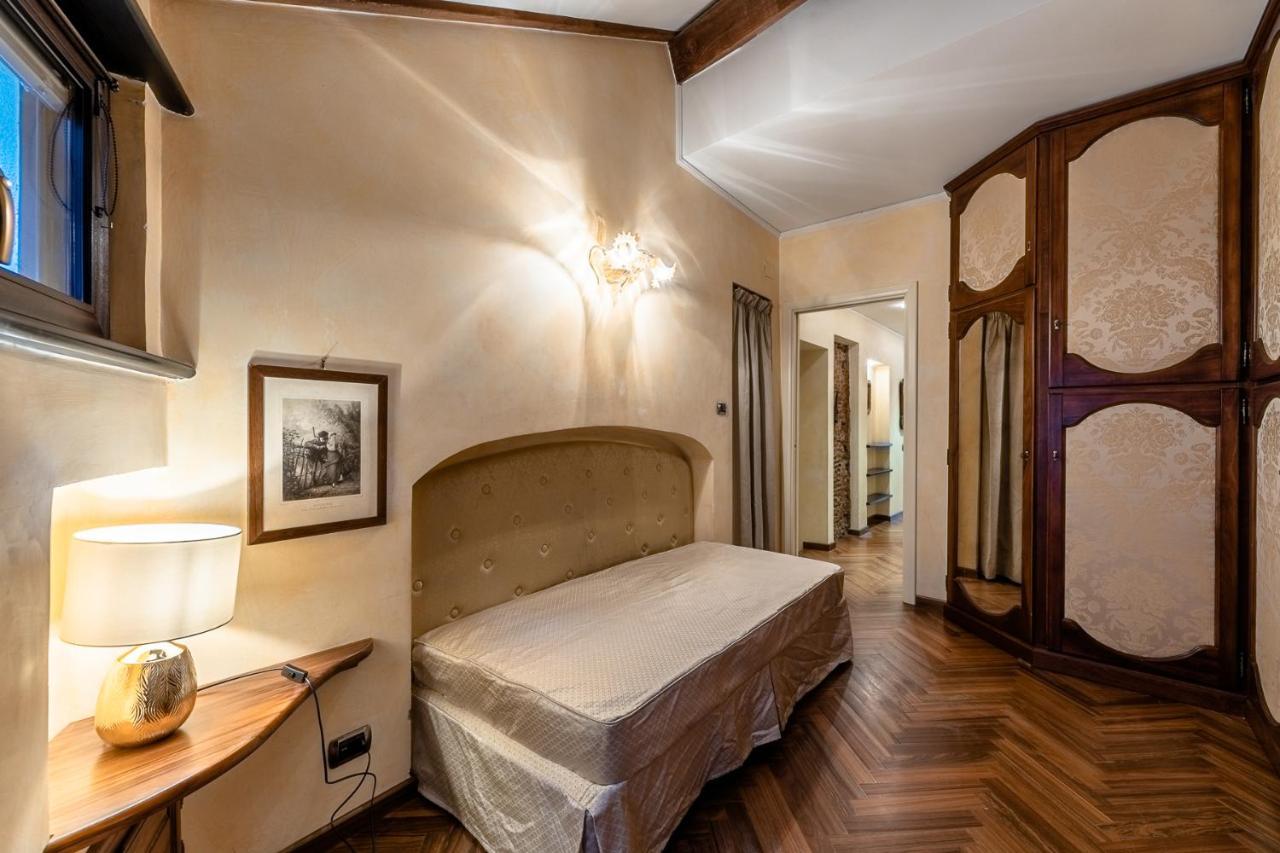 Dimora Lucrezia Apartment Savona Luaran gambar